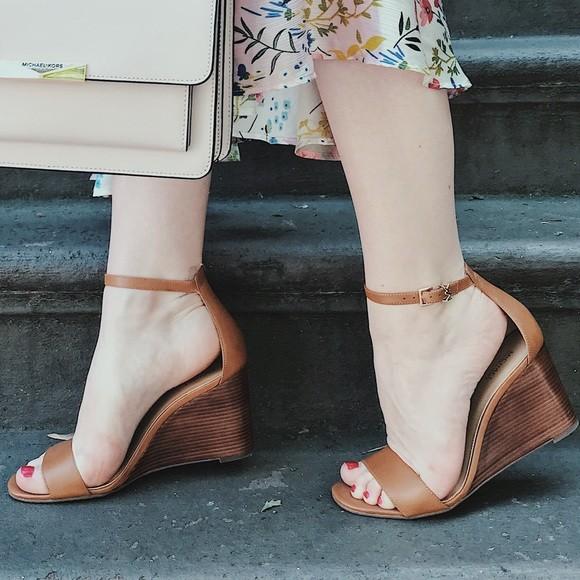 Michael kors fiona wedge sandal 2025