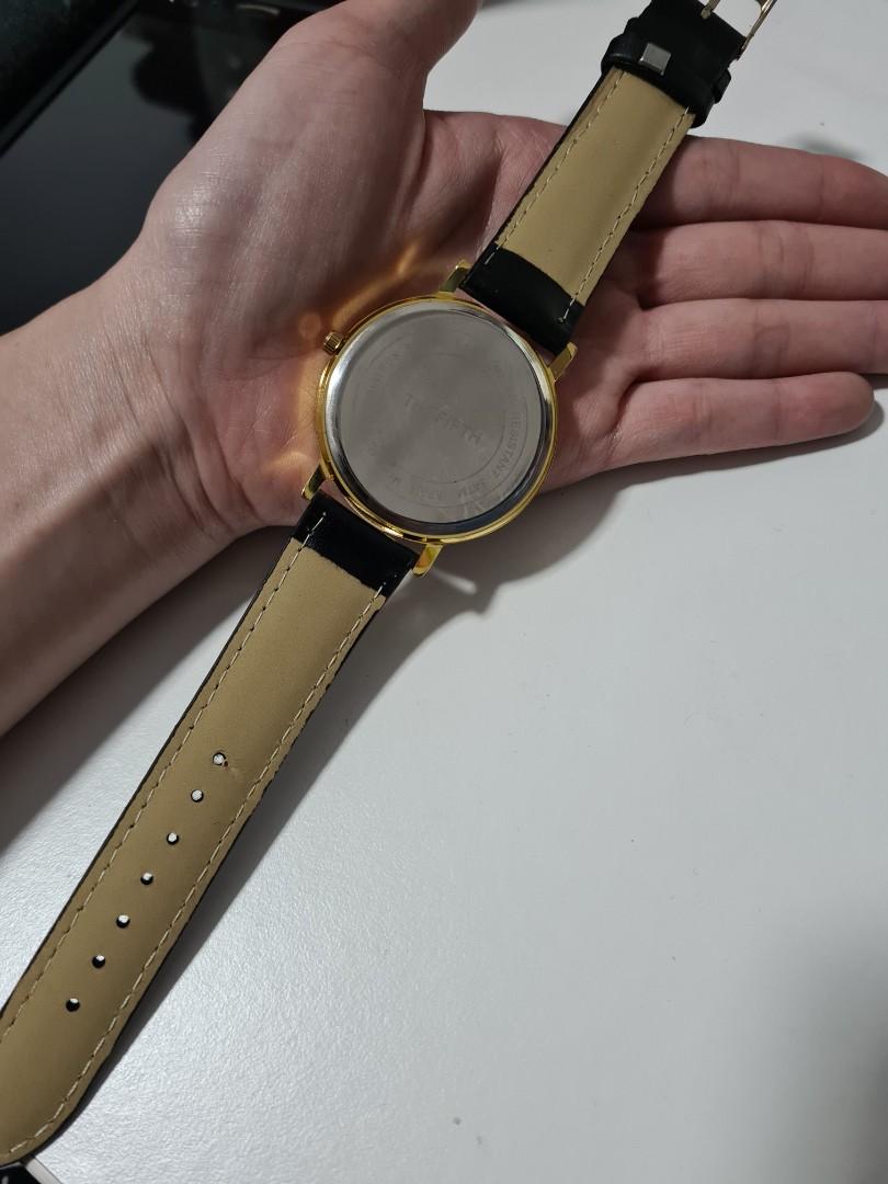 Gold strap black new arrivals face watch