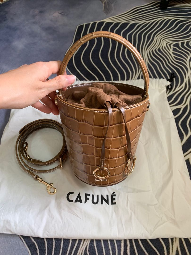 Cafune bucket clearance bag