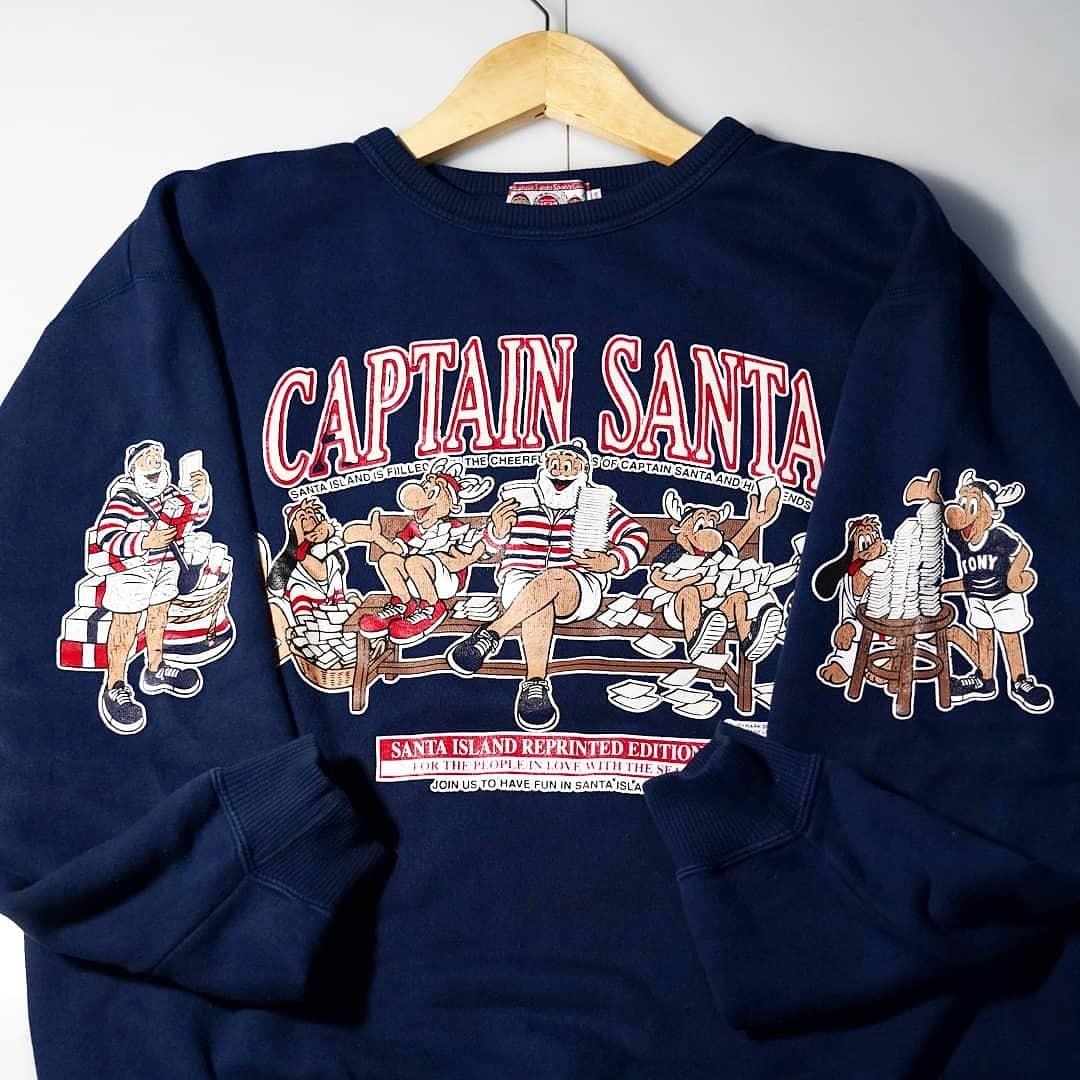Captain santa deals crewneck