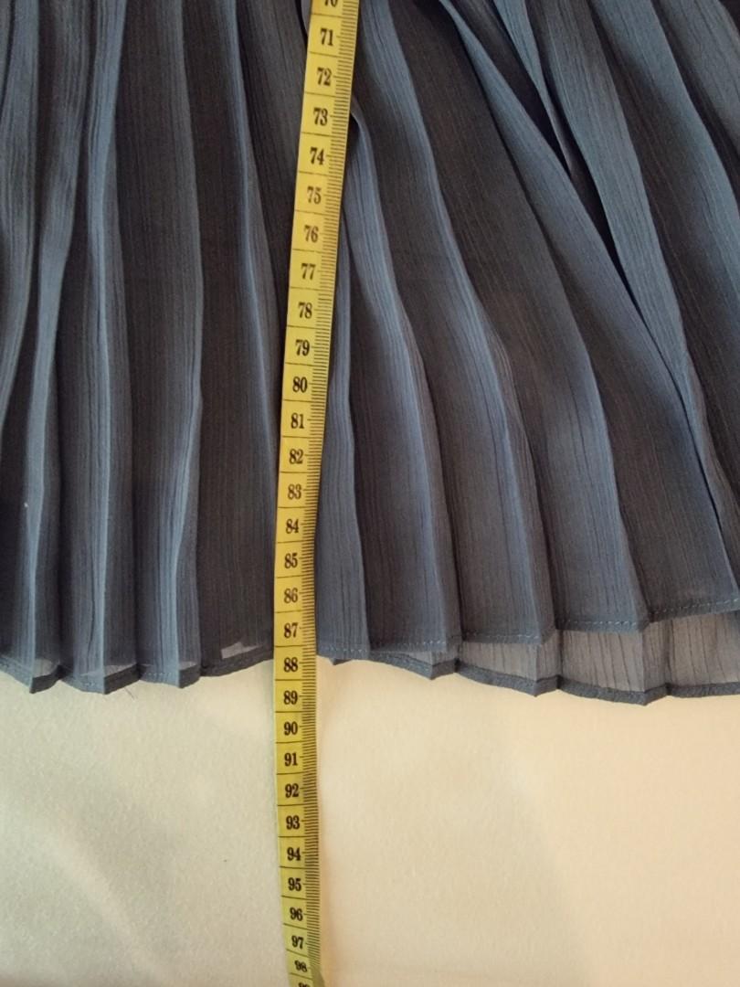 Cute Elle Dress (Kategori: Gaun & Rok) berada di Jakarta Selatan. Dikirim oleh p_3am (ID iklan 1087559434, Gambar 3). Deskripsi: Baru dipake sekali. Detil ukuran lihat foto..
