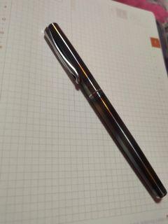 Diplomat Traveller Flame fountain pen