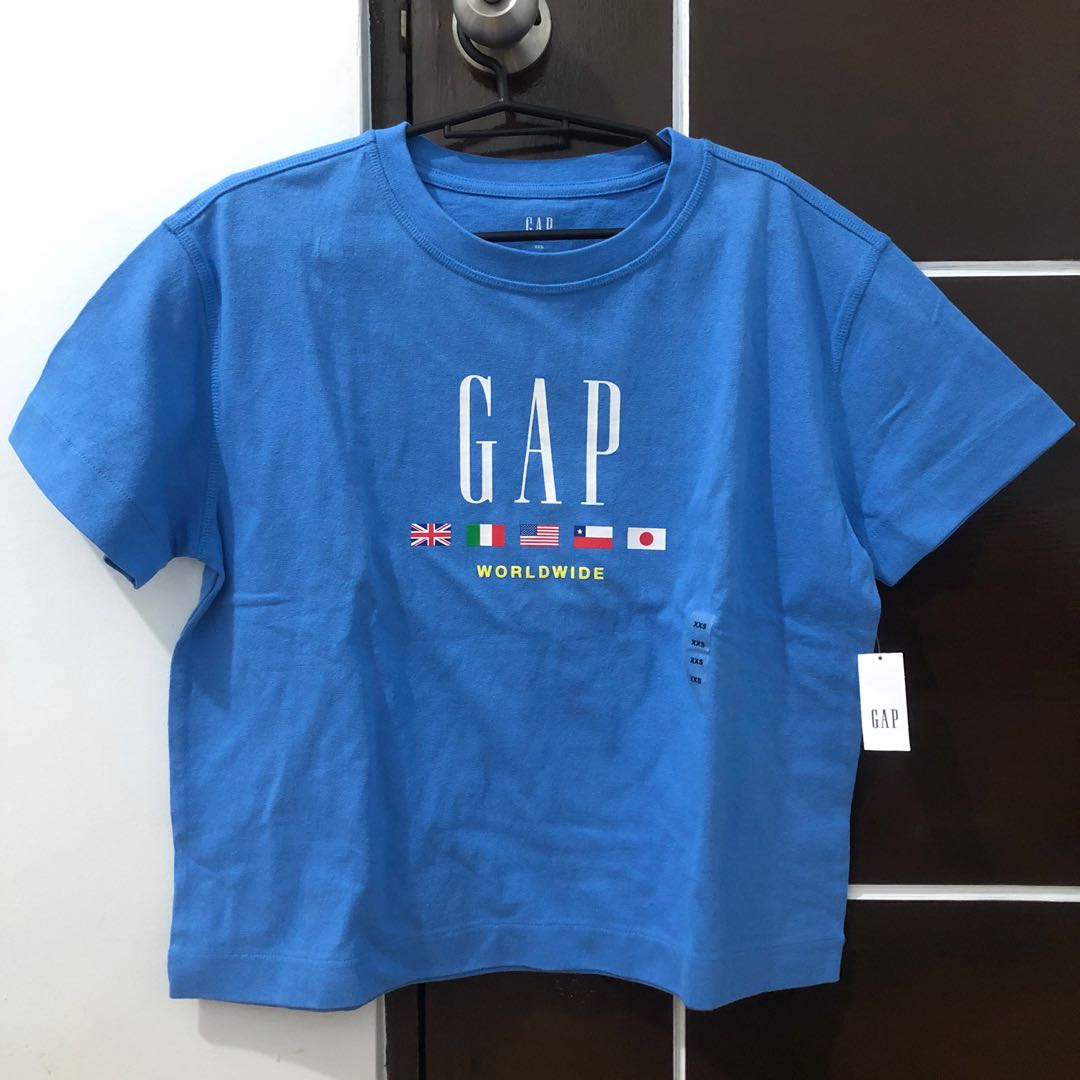 gap worldwide t shirt