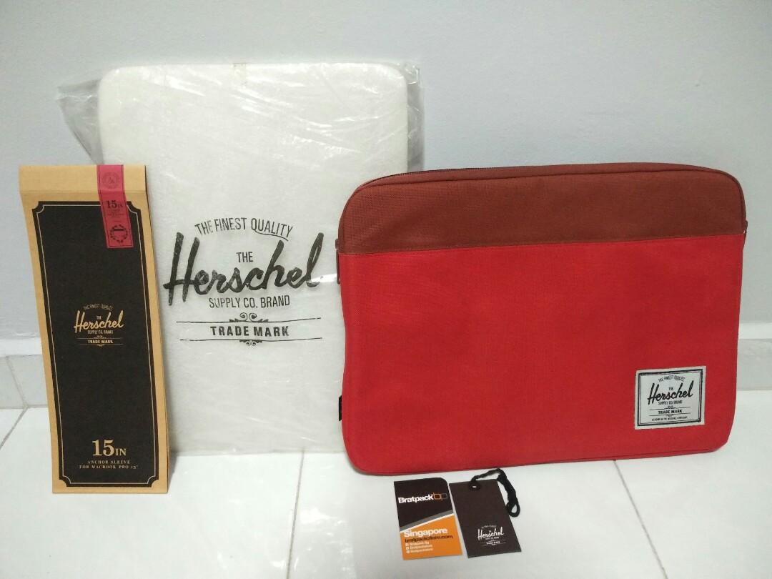 Herschel 15inch Anchor Sleeve Laptop Mobile Phones Gadgets