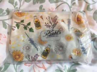 （分類：）位於 。 由 chillychillychilly 提交（商品編號 1087568130，圖片 1）。簡介： 。