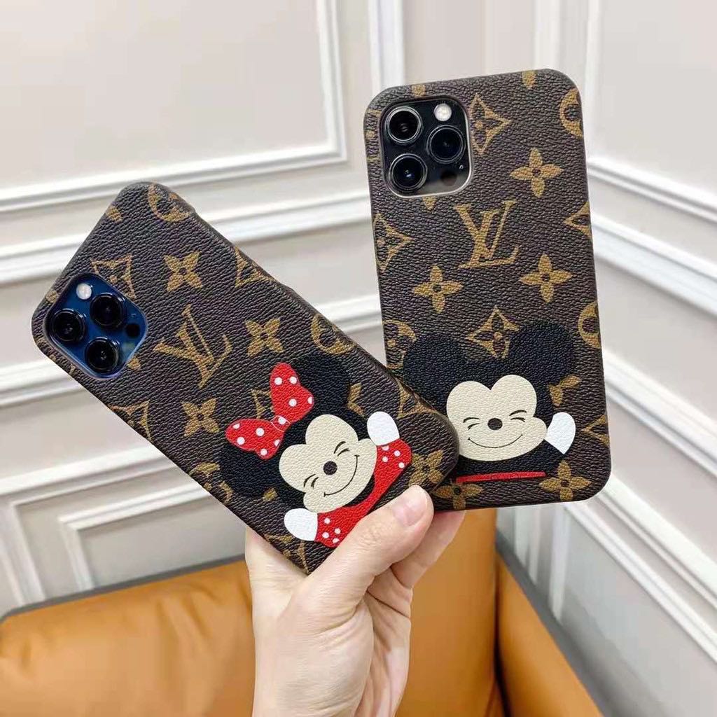 LOUIS VUITTON MICKEY MOUSE iPhone 15 Pro Case Cover