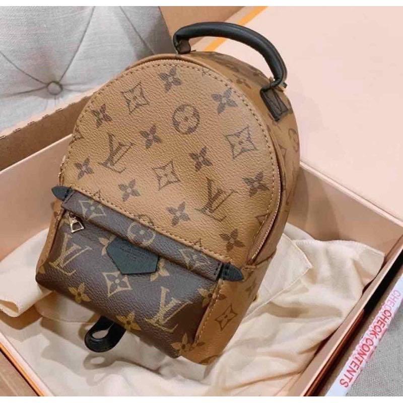 🤎LV palmspring mini backpack 🎒 - preorder 🤎 (Category: Luxury Bags & Wallets) located in Angeles City. Submitted by luxury_district.korea (Listing ID 1087652717, Image 2). Description: .