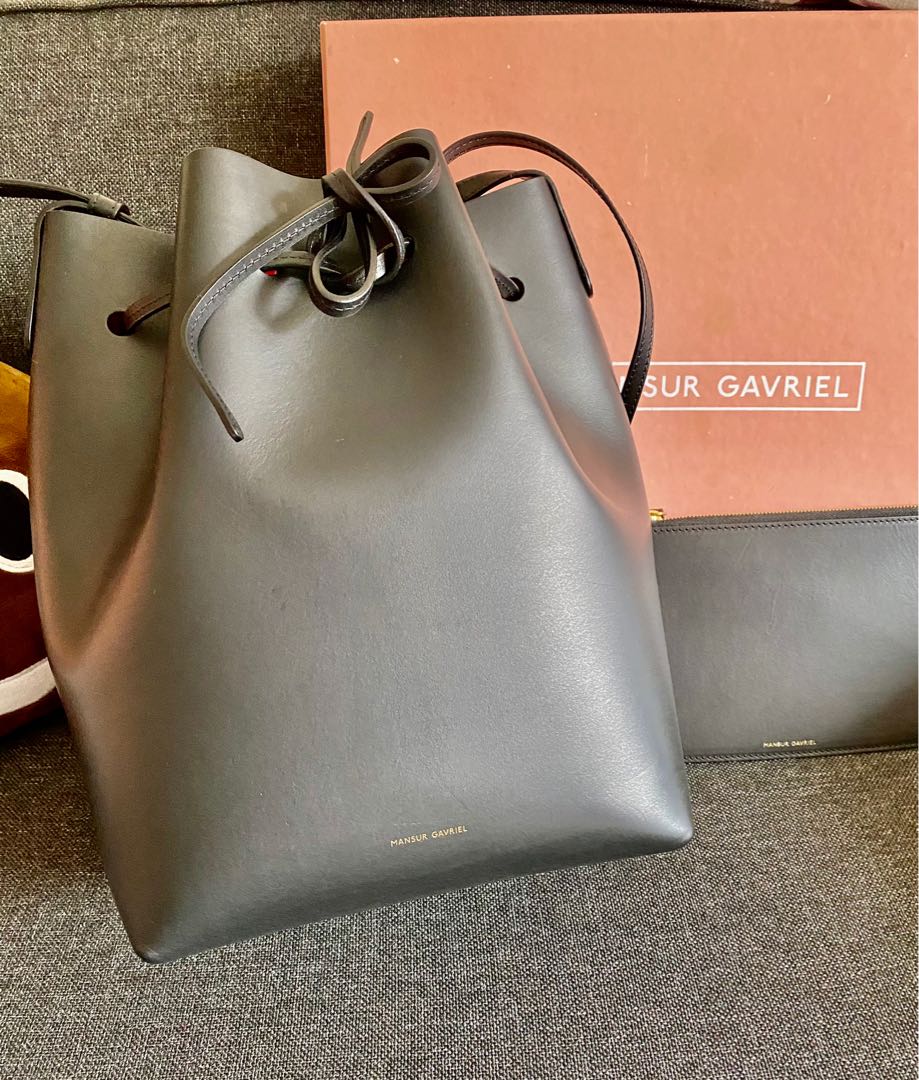 76% BELOW RETAIL] Mansur Gavriel Bucket Bag (Mini Mini Size), Women's  Fashion, Bags & Wallets, Cross-body Bags on Carousell