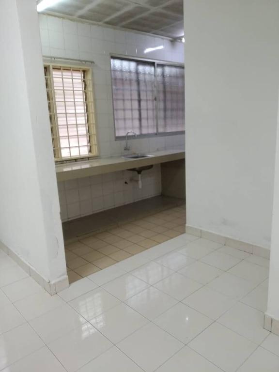 Pangsapuri Palma Bandar Botanic Klang With Concrete Table Top In Kitchen Property Rentals On Carousell