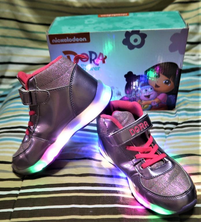 Dora light hotsell up shoes