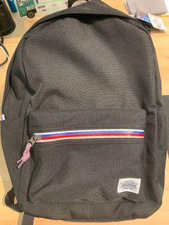 （分類：）位於 。 由 frankieeew 提交（商品編號 1087710383，圖片 1）。簡介： 。