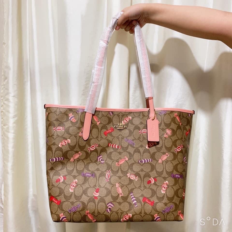 Coach shop candy tote
