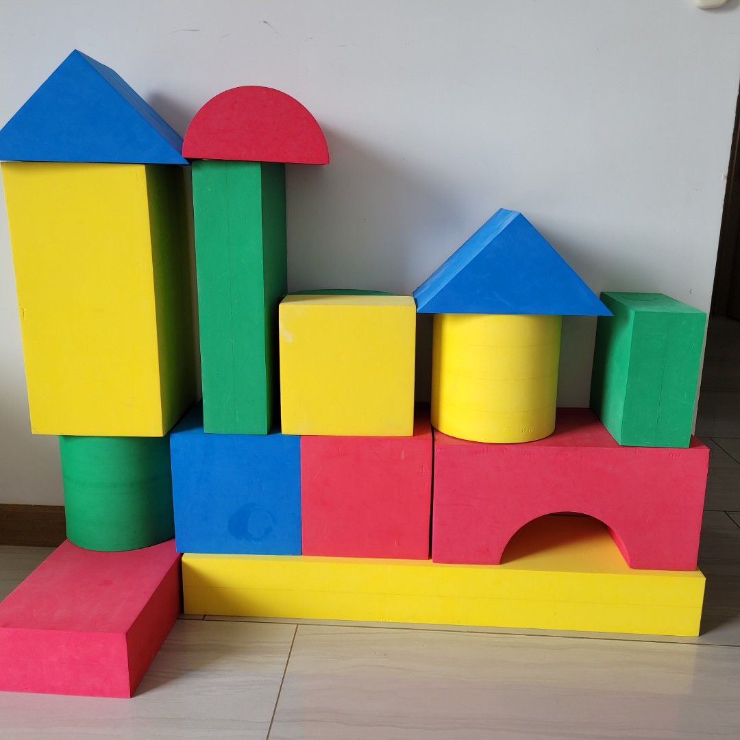 Big foam building blocks store