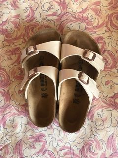 (Category: ) located in . Submitted by loolabella (Listing ID 1087753891, Image 1). Description: .