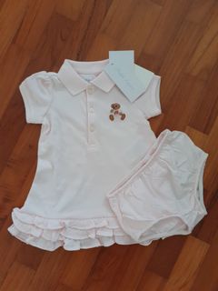 (Category: ) located in . Submitted by clearingwardrobe47 (Listing ID 1087736039, Image 1). Description: .