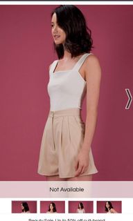 (Category: ) located in . Submitted by help.mywardrobe (Listing ID 1087674909, Image 1). Description: .