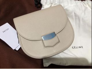 （分類：）位於 。 由 refine_refine 提交（商品編號 1087816884，圖片 1）。簡介： 。