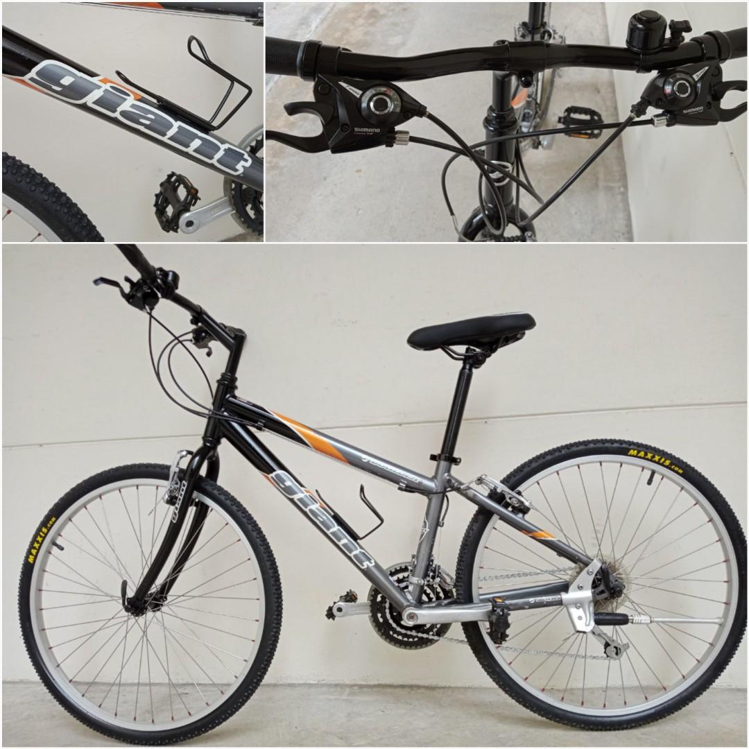 Giant boulder shop hybrid bike
