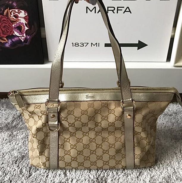 Gucci gold tote bag shop