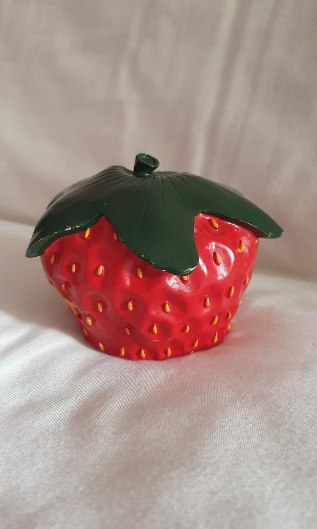 strawberry hamster hideout