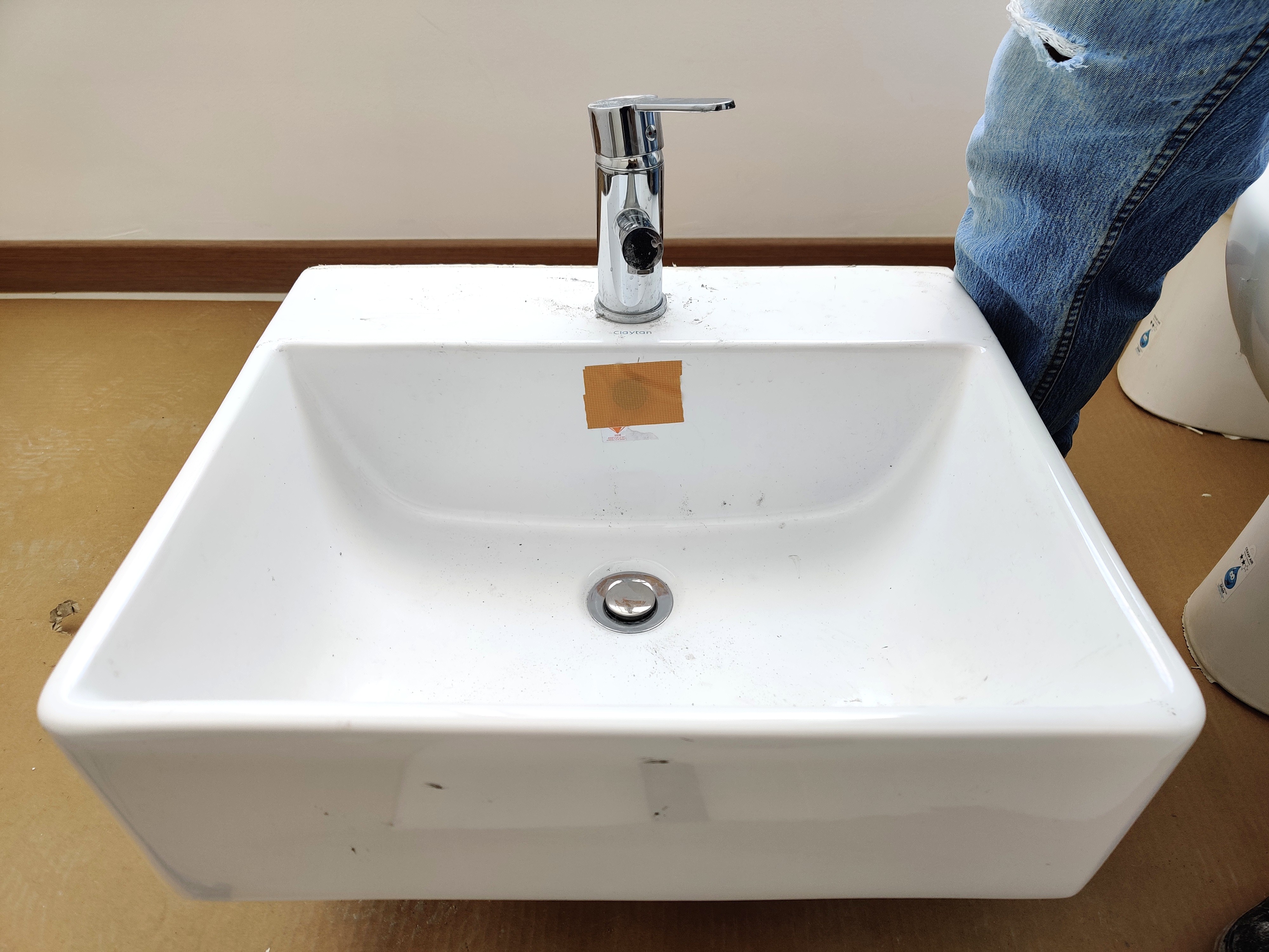 HDB BTO Toilet Basin with Tap, Furniture & Home Living, Bathroom