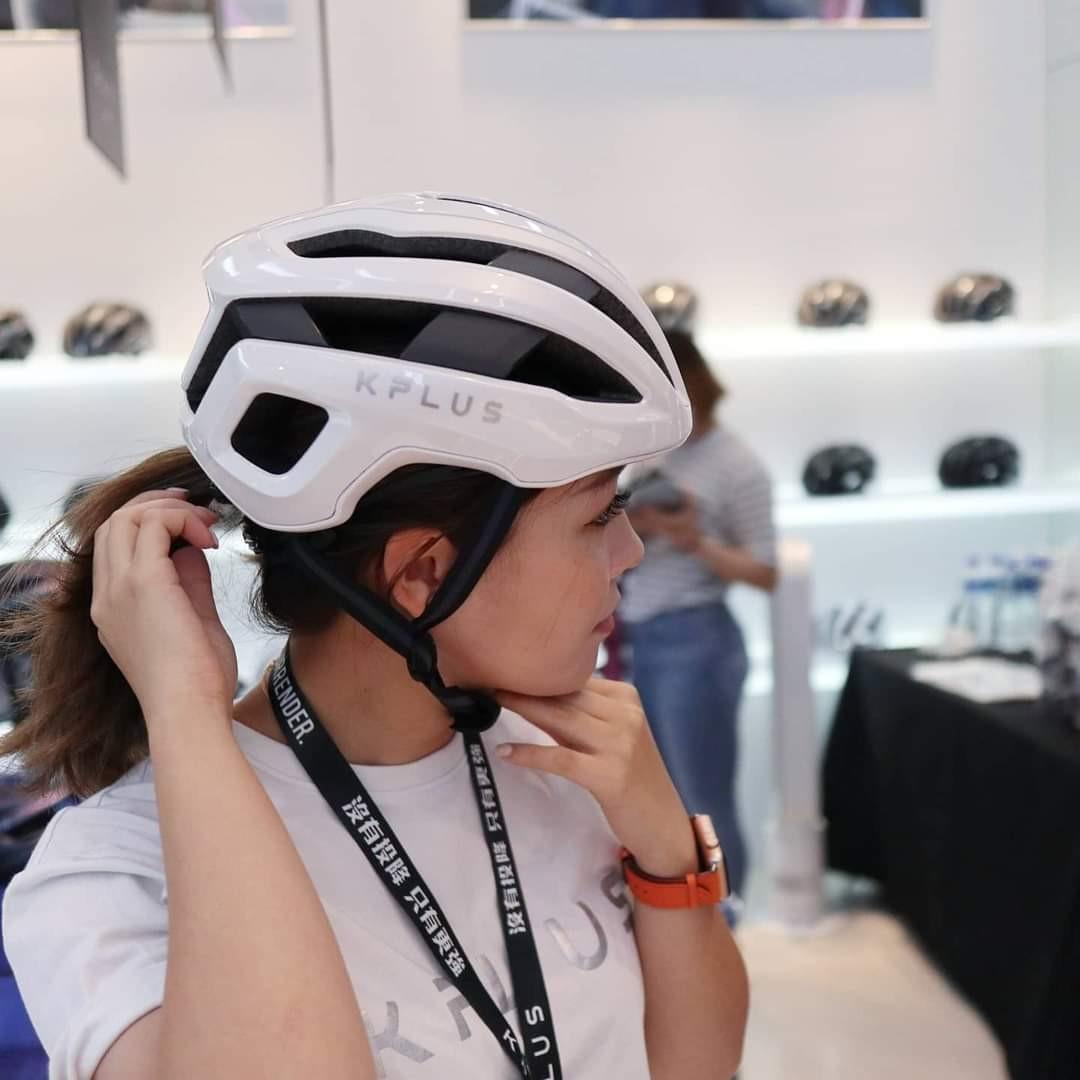 KPlus Nova - White, Sports Equipment 