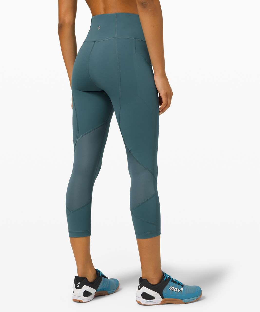 Lululemon pace rival crop size 6, desert teal, Women's Fashion, Activewear  on Carousell