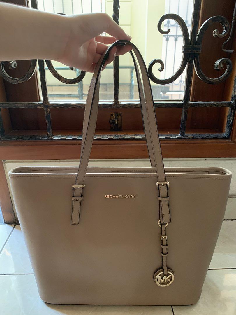 Harga tas michael kors jet set travel clearance