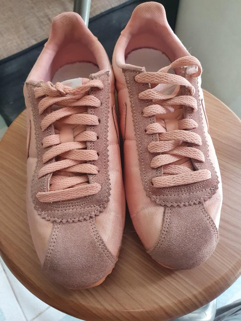 Nike cortez salmon shop pink