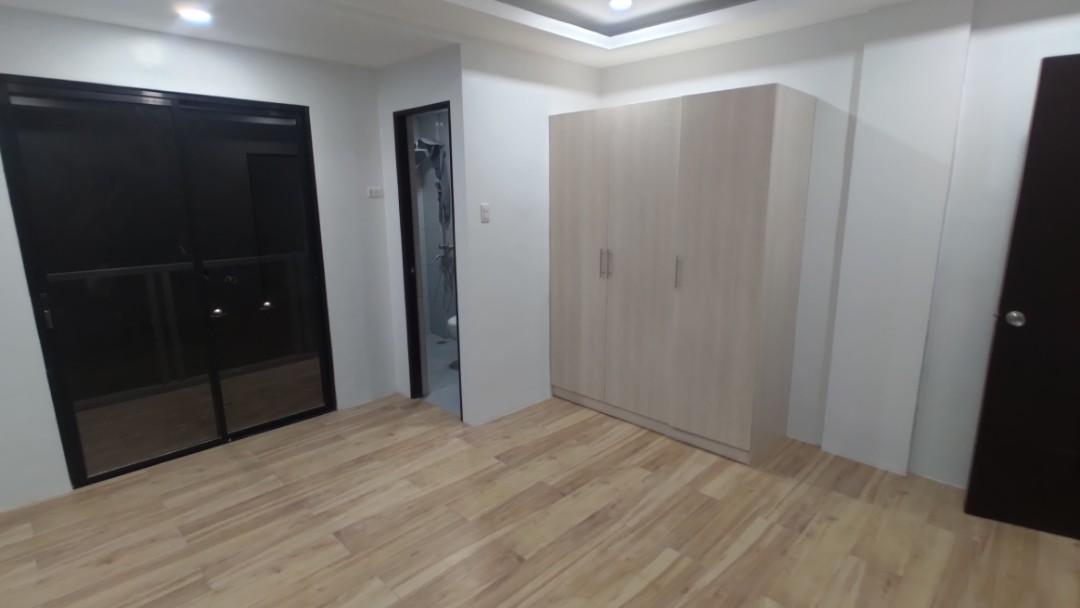 Pristine Townhouse at Soldiers Hills 2 Village, Las Piñas, Property