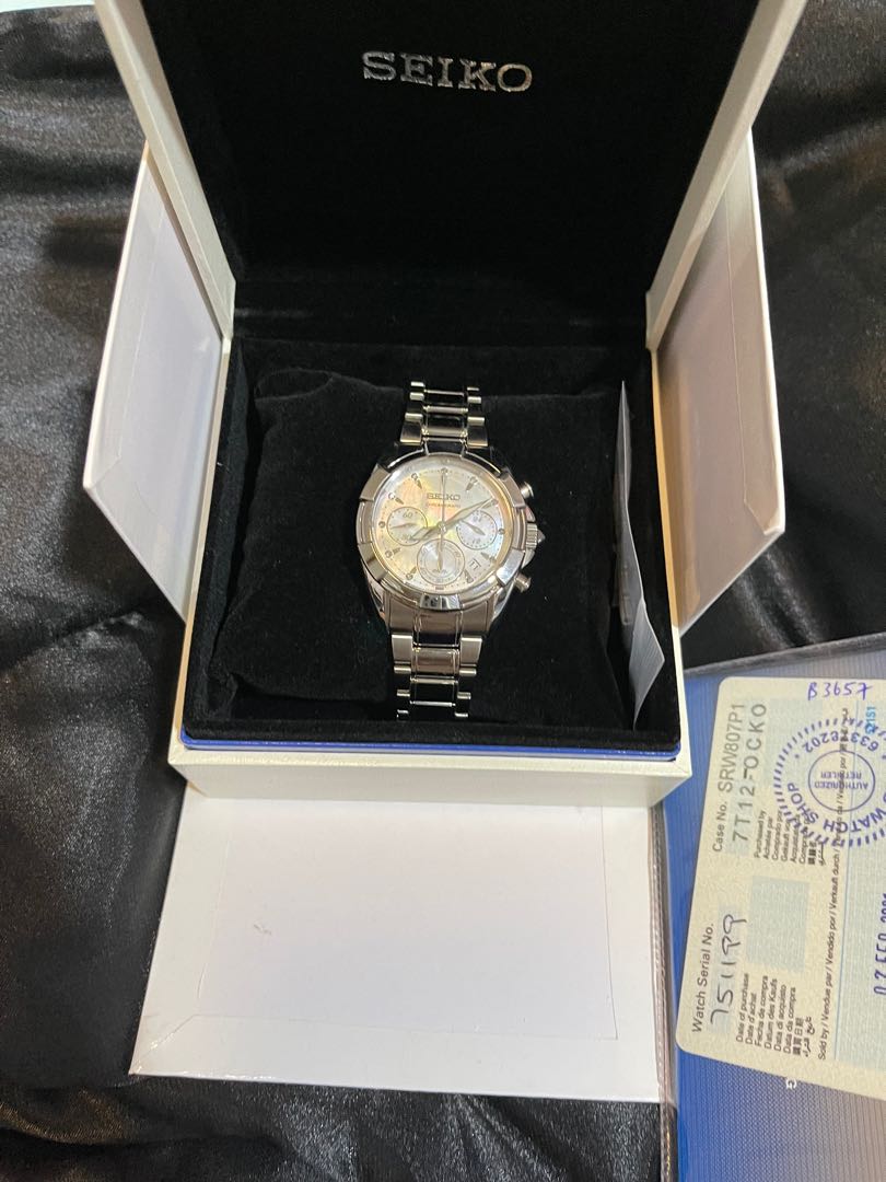 Seiko women s Watch Luxury Watches on Carousell