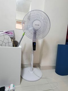 （分類：）位於 。 由 s1010_ 提交（商品編號 1087723578，圖片 1）。簡介： 。