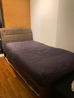 (Category: ) located in . Submitted by ytse013 (Listing ID 1086593127, Image 1). Description: .