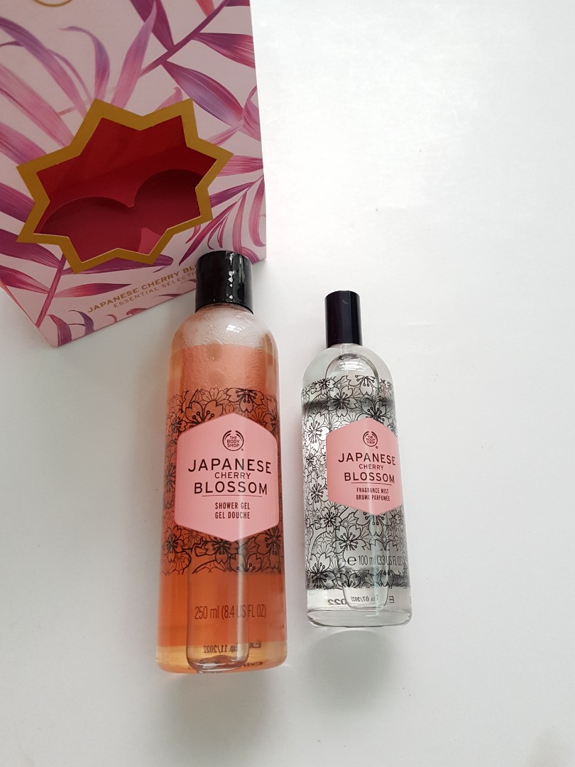The Body Shop Japanese Cherry Blossom Gift Set, Kesehatan & Kecantikan