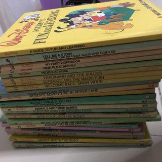 Vintage 25 pcs 1983 walt disney hardcover books collection! Young readers library vintage collectible!