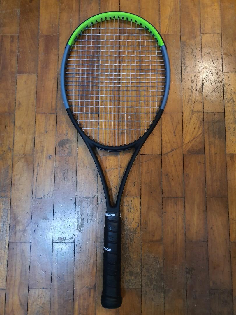 Wilson Blade 98 v7 18x20 (NOT the Countervail version), Sports