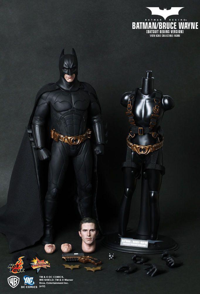 全新 - Hot Toys - Batman Bruce Wayne (Batsuit Begins Version) - 1/6 Scale Figures - MMS155 - DC Comics - 蝙蝠俠 （分類：手辦雕像）位於 Hong Kong。 由 berrycandy 提交（商品編號 1088001443，圖片 3）。簡介： 全新，啡盒已開check件 動漫節限定 Toy Fairs Exclusive 。