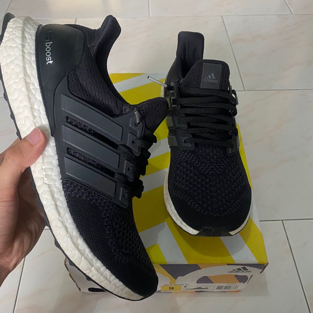 Core black ultra boost 1.0 hotsell