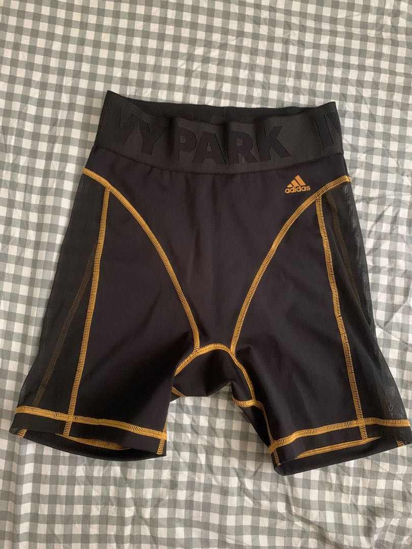 ivy park cycling shorts black