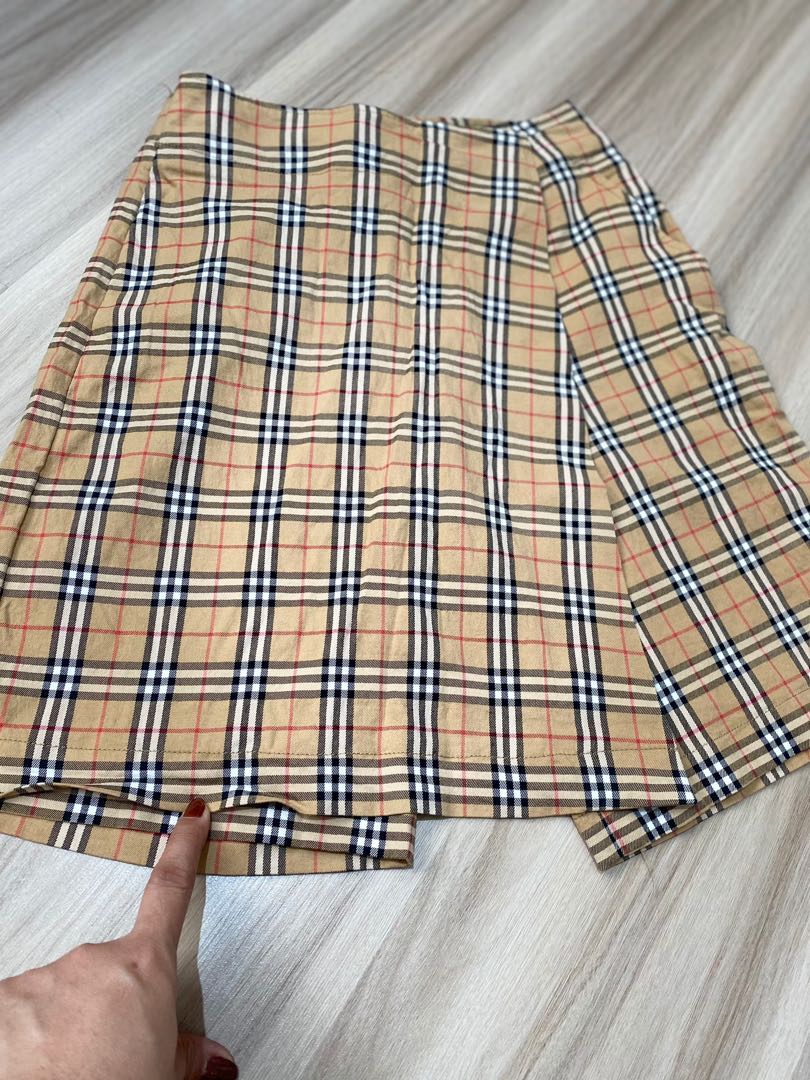 Burberry golf skirt top