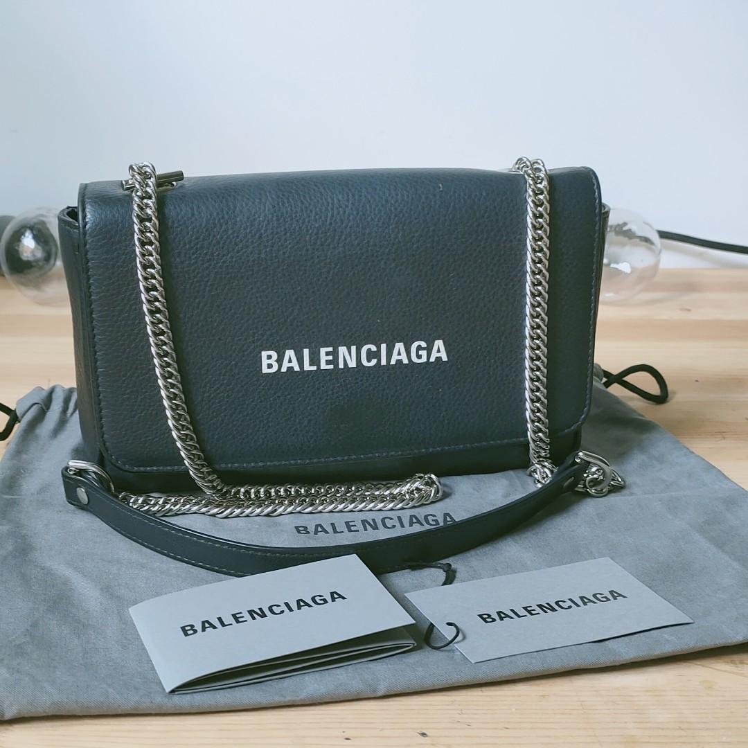 Balenciaga 2024 everyday clutch