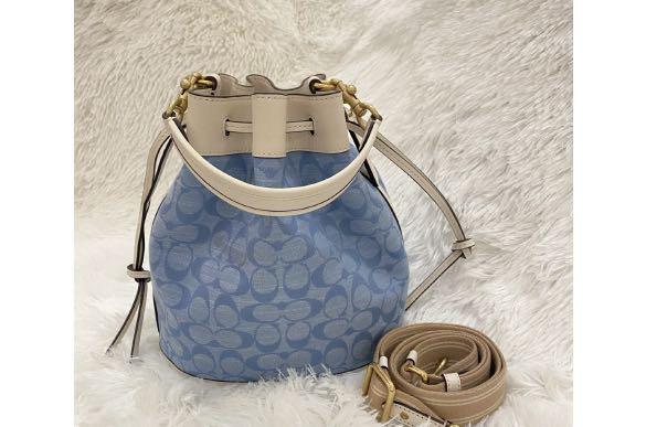 Chambray Coach Field Bucket Bag Buy Coach White Field Bucket