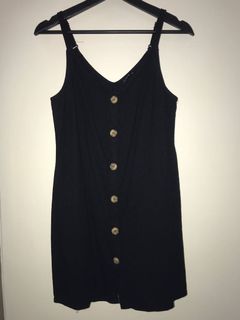 (Category: ) located in . Submitted by camillesim (Listing ID 1087951236, Image 1). Description: .