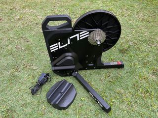 Elite suito direct discount drive interactive smart trainer