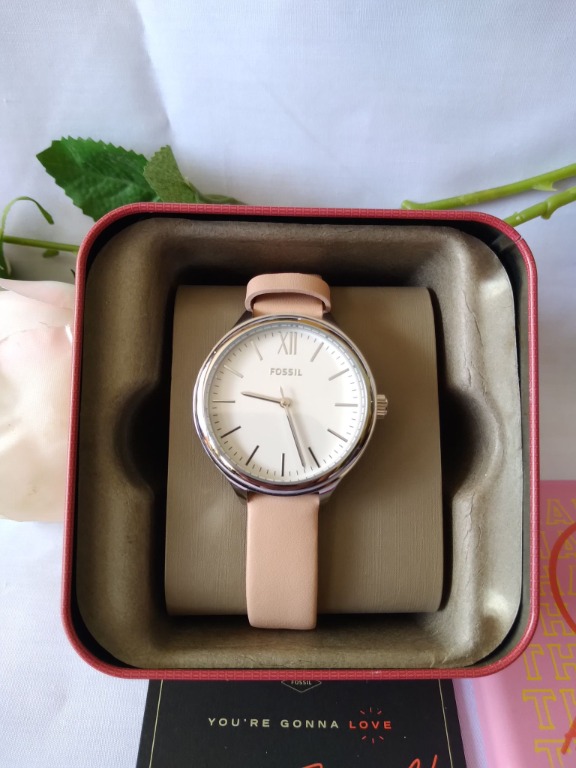 Fossil pink leather watch on sale