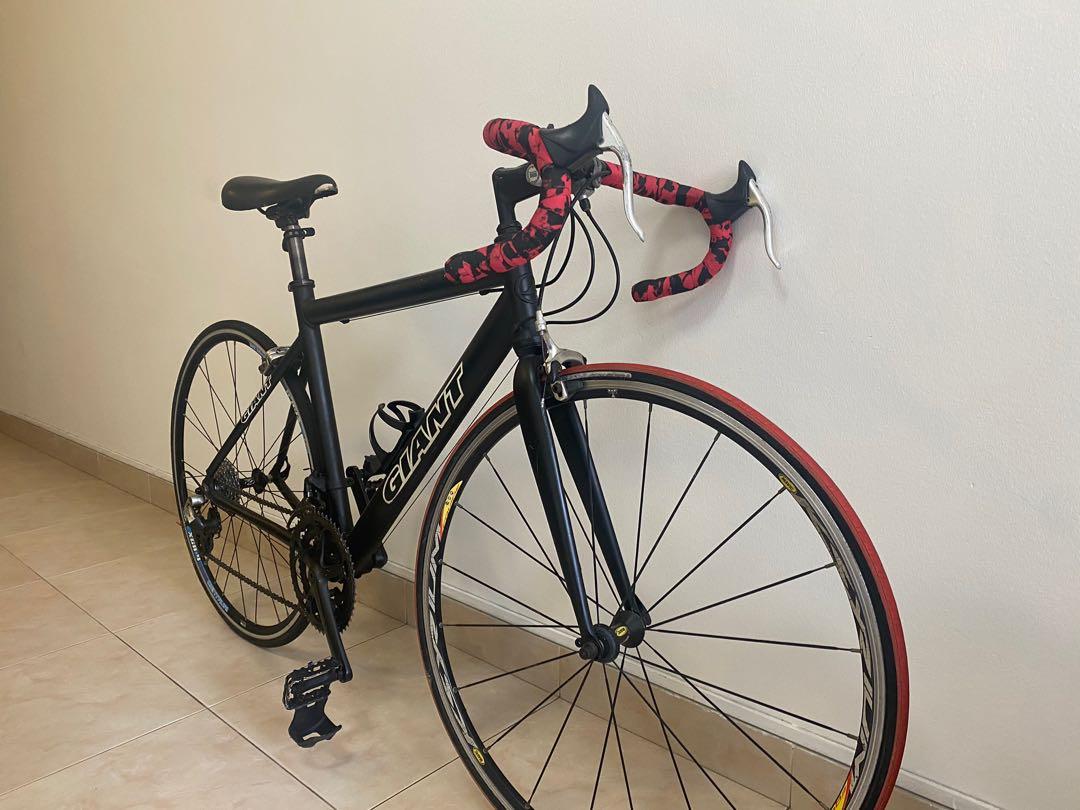 Giant 21 speed small frame bike, Sports Equipment, Bicycles & Parts, Bicycles on Carousell