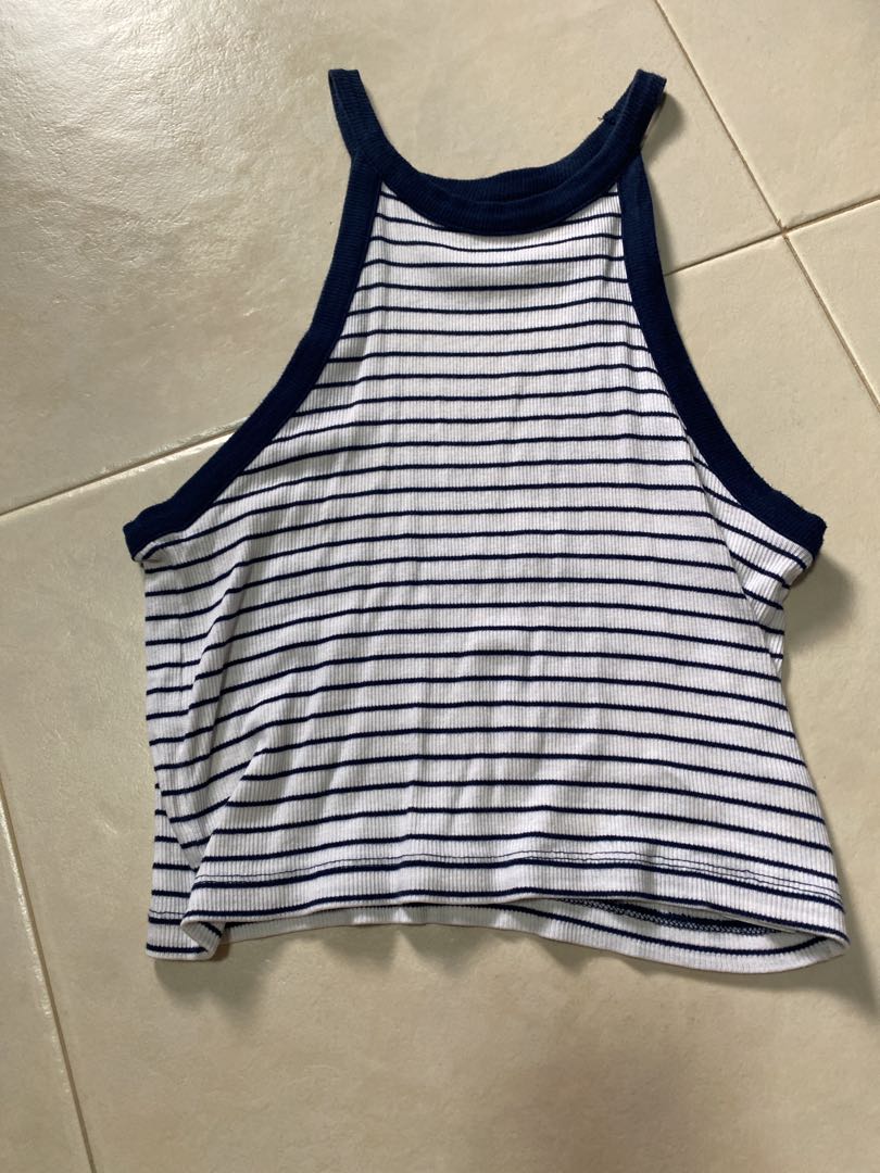 HNM Crop Top, Women's Fashion, Tops, Sleeveless on Carousell