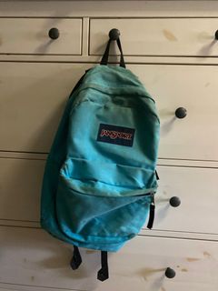 (Category: ) located in . Submitted by boxofsneakers (Listing ID 1087978892, Image 1). Description: .