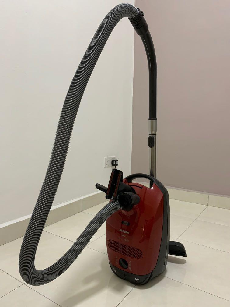Miele Heavy Duty Vacuum, TV & Home Appliances, Kitchen Appliances