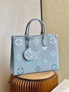 (Category: ) located in . Submitted by luxurybaobeiolshops (Listing ID 1088088448, Image 1). Description: .